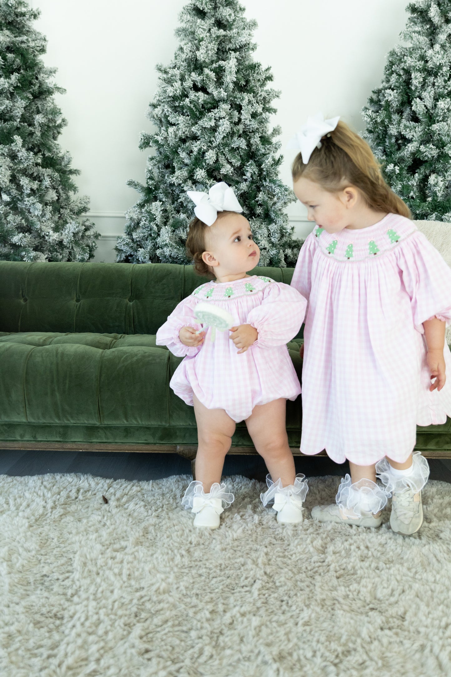 Pearly Pines Christmas Tree Bubble